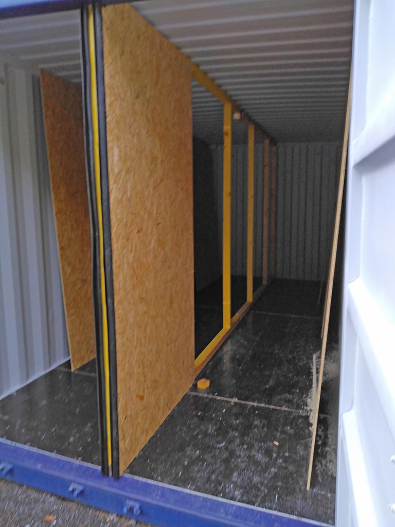 Cloisonnement d'un container en cours
